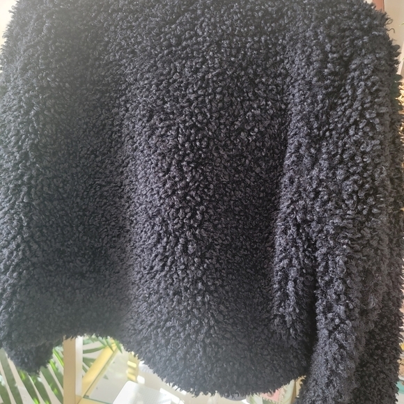 BNWT Black Faux Fur Teddy Coat in Women's Size Large - Picture 8 of 10